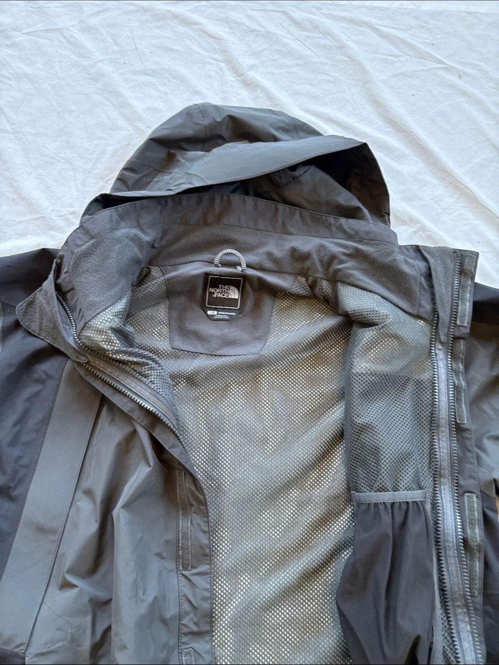 North Face Hooded Gore-Tex Rain Jacket - Charcoal and Black Mens Large